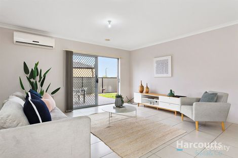 Property photo of 1 Brickwood Circuit Craigieburn VIC 3064