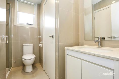 Property photo of 2/270 Centre Road Bentleigh VIC 3204