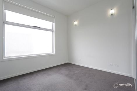 Property photo of 2/270 Centre Road Bentleigh VIC 3204