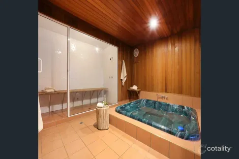 Property photo of 10 Boree Street Ashmore QLD 4214