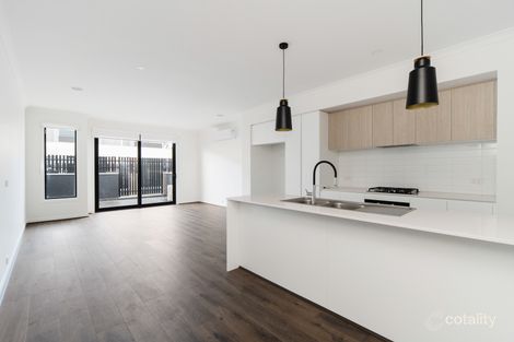 Property photo of 2 Wallagoot Walk Carrum Downs VIC 3201