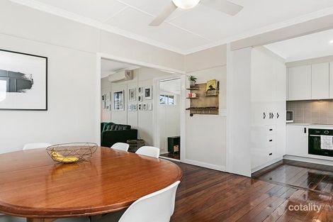 Property photo of 18 First Avenue Labrador QLD 4215