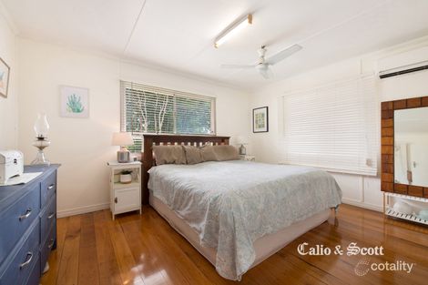 Property photo of 40 Oquinn Street Nudgee Beach QLD 4014