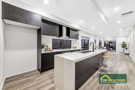 Property photo of 72 Cinnamara Circuit Tarneit VIC 3029
