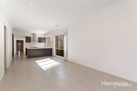 Property photo of 31 Eynesbury View Wollert VIC 3750