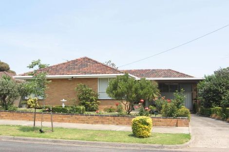 17 Heyington Ave, Doncaster, VIC 3108