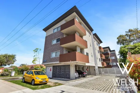 14/267 Fulham St, Cloverdale, WA 6105