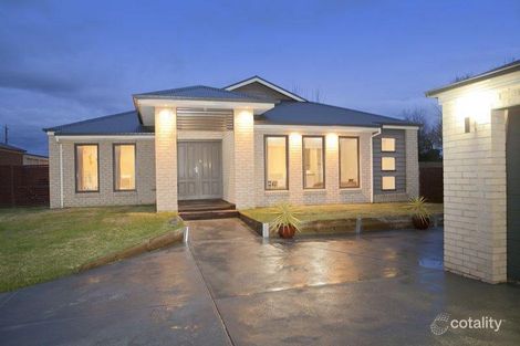 Property photo of 20 Cavill Close Langwarrin VIC 3910
