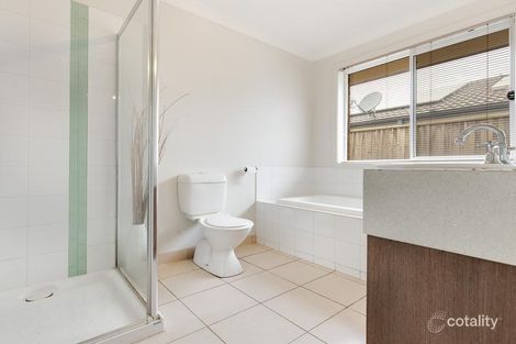 Property photo of 62 Moorookyle Avenue Tarneit VIC 3029