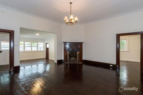 7 Hood Cres, Caulfield North, VIC 3161