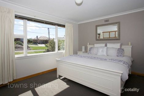 Property photo of 3 Alanvale Road Newnham TAS 7248
