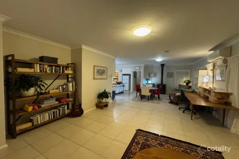 Property photo of 21 Stabback Street Millthorpe NSW 2798