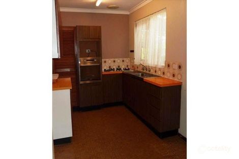 Property photo of 32 Excalibur Way Carine WA 6020