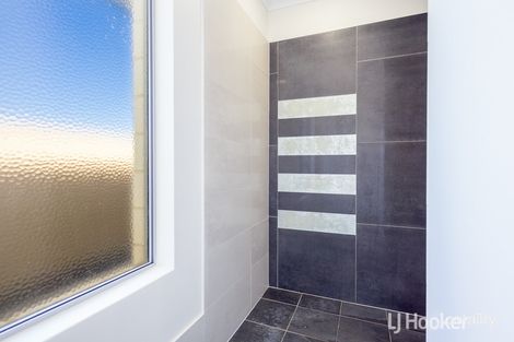 Property photo of 16 Kepler Approach Dalyellup WA 6230