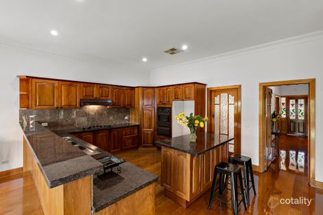 Property photo of 5 Ward Grove Pascoe Vale South VIC 3044
