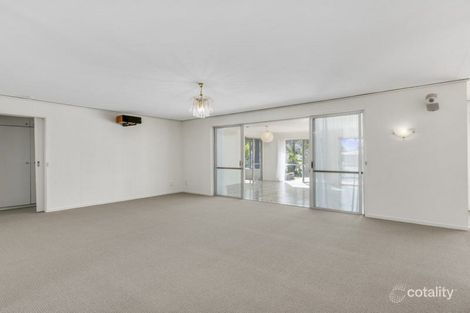 Property photo of 25 Park Avenue Broadbeach Waters QLD 4218