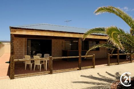 Property photo of 24 Cranbrook Crescent Dawesville WA 6211