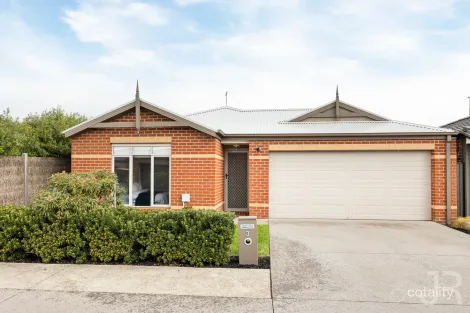 Property photo of 3 Forthbank Terrace Narre Warren South VIC 3805
