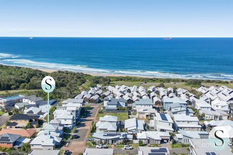 25 Seaside Cct, Caves Beach, NSW 2281