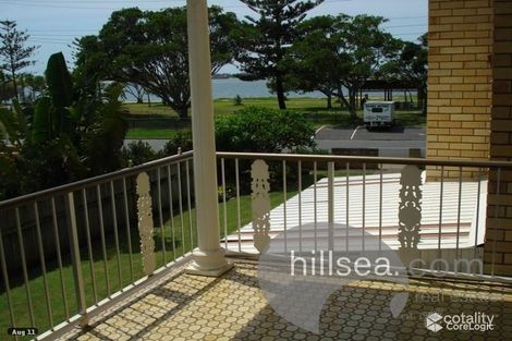 4/218 Marine Pde, Labrador, QLD 4215