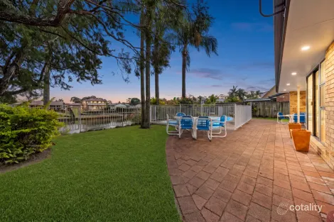 Property photo of 369 Benowa Road Benowa QLD 4217