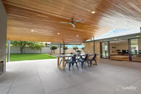 Property photo of 9 Jordan Place Young NSW 2594