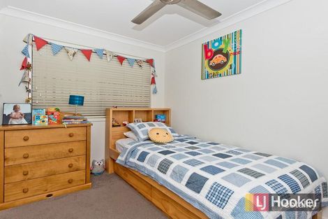 Property photo of 33 Kondalilla Place Fitzgibbon QLD 4018