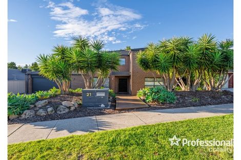 Property photo of 21 Craig Circuit Leneva VIC 3691