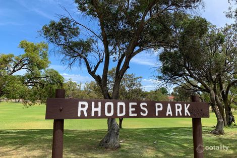 11 Rhodes Cres, Calista, WA 6167