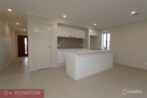 Property photo of 39 Winscombe Road Werribee VIC 3030
