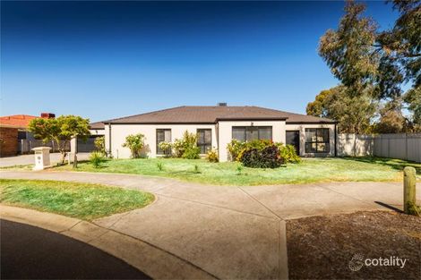 Property photo of 8 Munjong Place Delahey VIC 3037