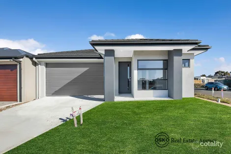 47 Flag Bvd, Tarneit, VIC 3029