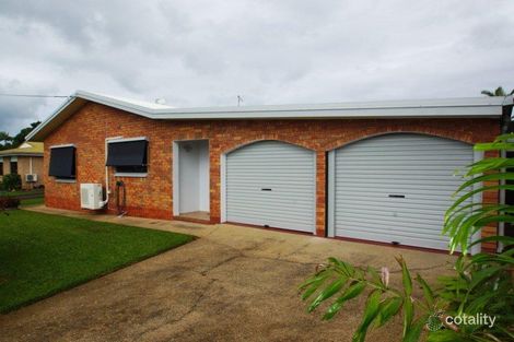 17 Kalinda Cl, White Rock, QLD 4868