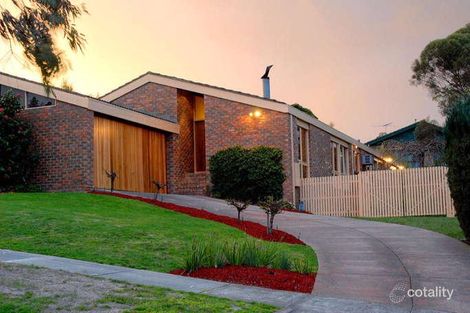 17 Peachwood Rise, Doncaster East, VIC 3109