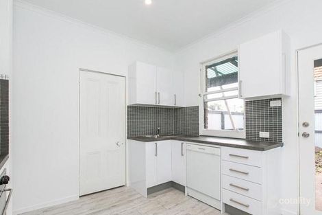 Property photo of 215 Danks Street Albert Park VIC 3206