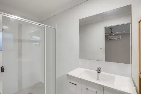 Property photo of 39 Myrtleford Crescent Cambooya QLD 4358