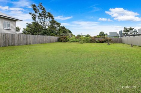 1 Hayes St, Raceview, QLD 4305