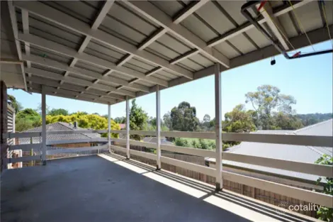 Property photo of 30 Felix Grove Mooroolbark VIC 3138