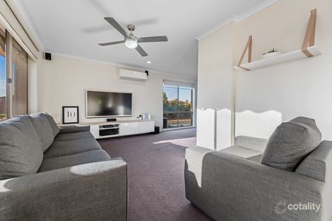 Property photo of 9 Farnborough Avenue Craigieburn VIC 3064