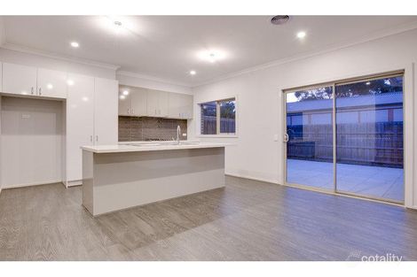 Property photo of 1/4 Ruth Road Mornington VIC 3931