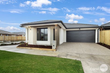 Property photo of 33 Cumberland Boulevard Winter Valley VIC 3358
