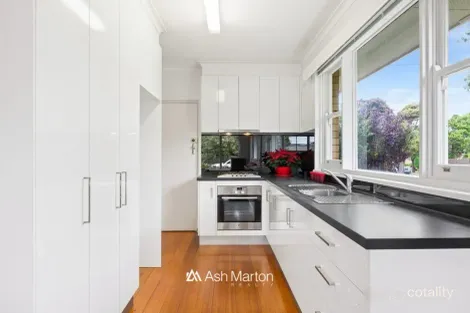 Property photo of 1/2A Marine Avenue Mornington VIC 3931