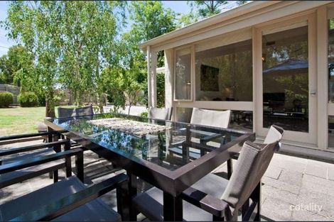 Property photo of 21 Ophir Road Mount Waverley VIC 3149