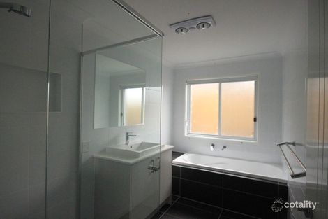 Property photo of 20 Parkland Drive Springfield Lakes QLD 4300