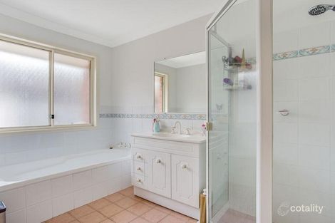 Property photo of 31 Leopard Avenue Elanora QLD 4221