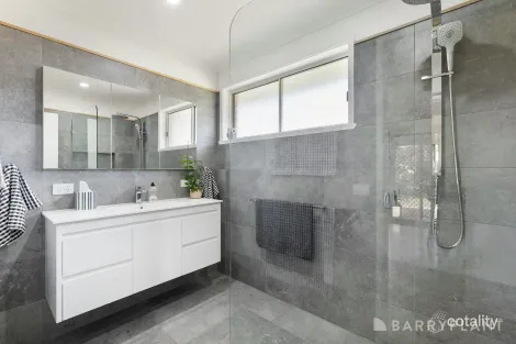 Property photo of 1B Monaro Court Mooroolbark VIC 3138