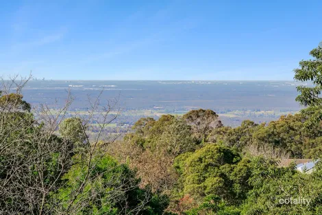 Property photo of 20 Bellbird Crescent Bowen Mountain NSW 2753