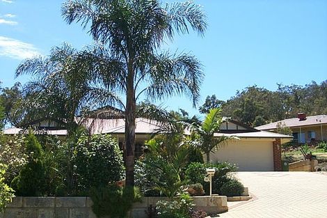 40 Hill St, Kelmscott, WA 6111