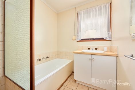 Property photo of 134 Endeavour Drive Cranbourne North VIC 3977