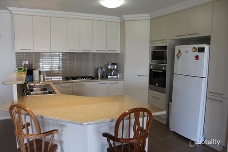Property photo of 54 Honeyeater Circuit Thurgoona NSW 2640